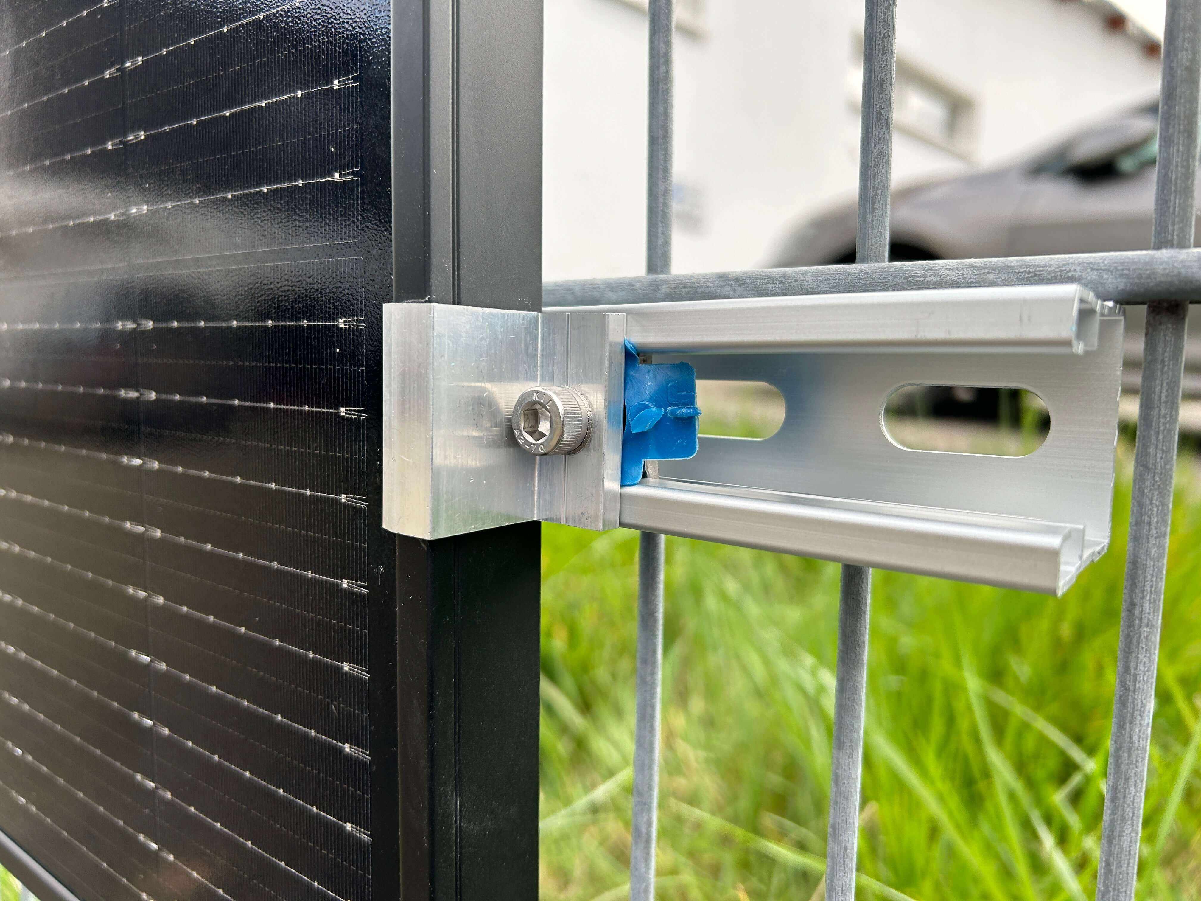 SolarLux Balkonkraftwerk Gitterzaun