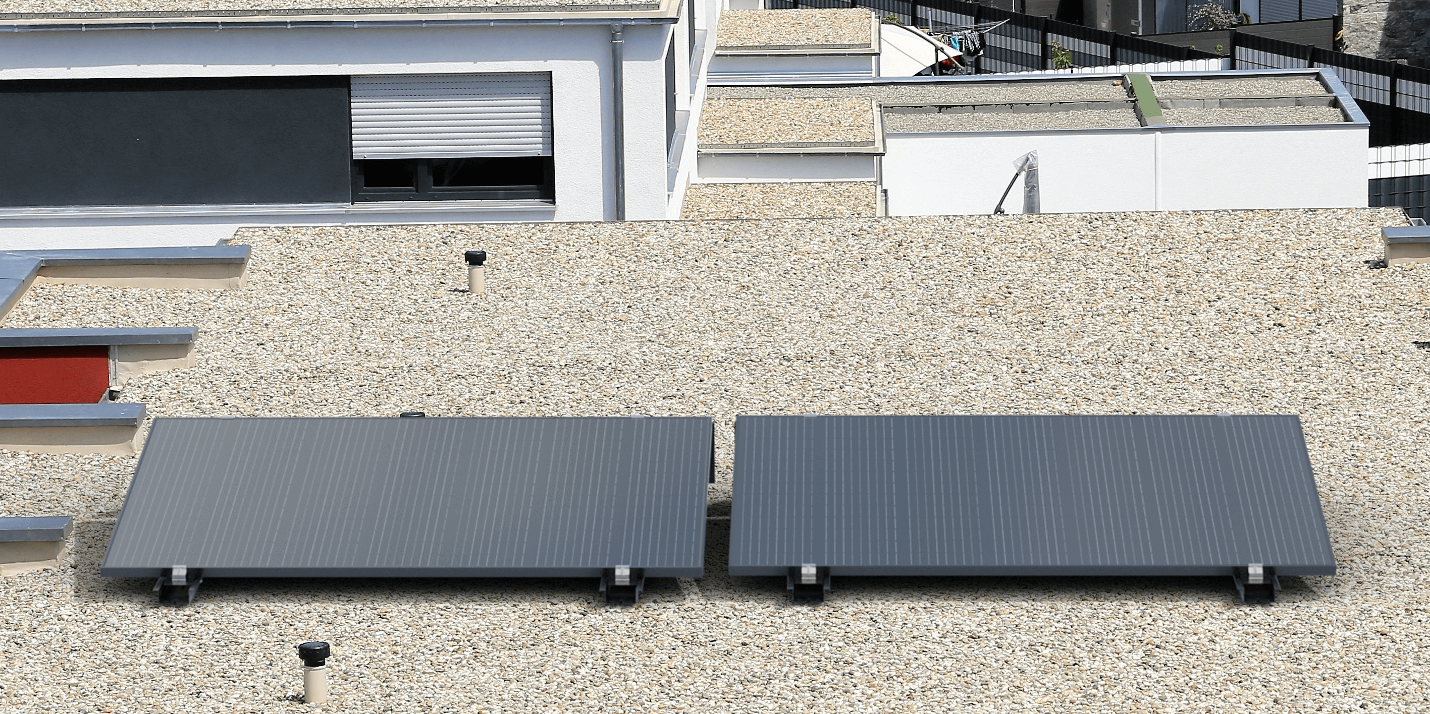 SolarLuxEnergy Balkonkraftwerk Komplettpaket für Flachdach