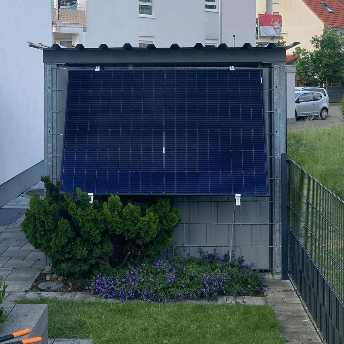 SolarLux Balkonkraftwerk Solo Komplettpaket (440W) - SolarLuxEnergy | Dein Onlineshop für Photovoltaik 