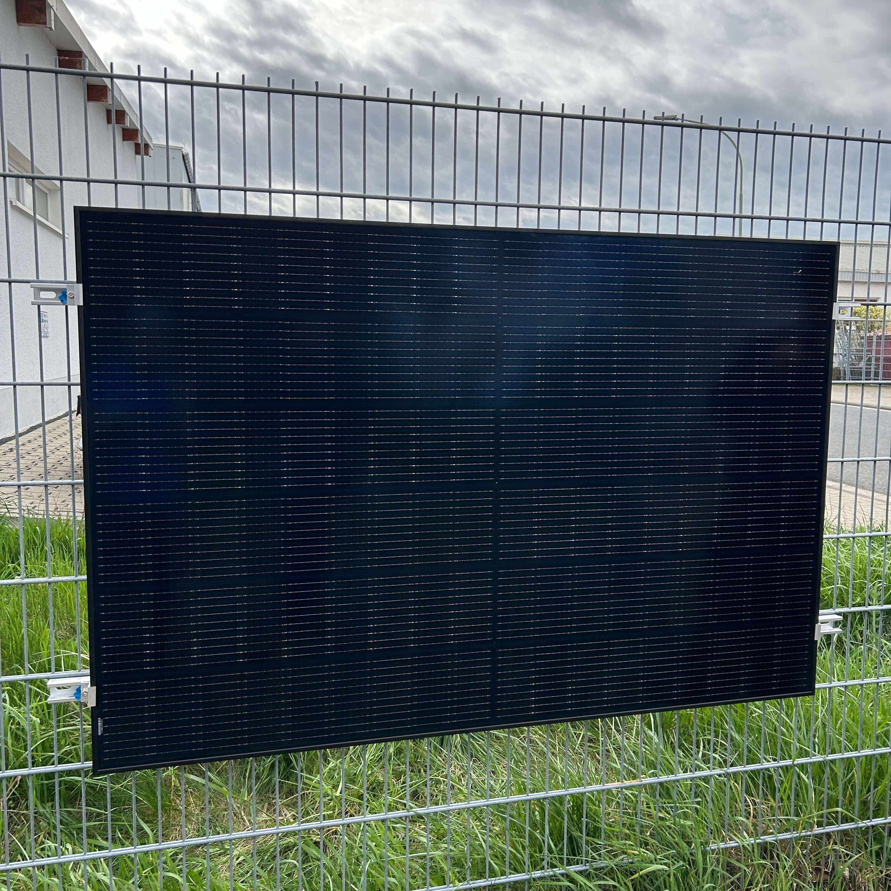 SolarLux Balkonkraftwerk Gitterzaun